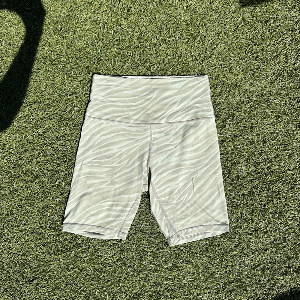 Lululemon Align Short 8"